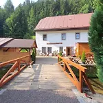 Ctyrlistek 3*