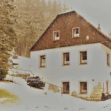 Ctyrlistek Guest house *